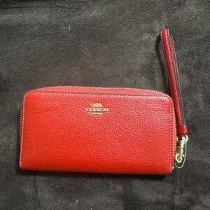 Coach Pebble Leather Zip Around Wallet Wristlet with Gold